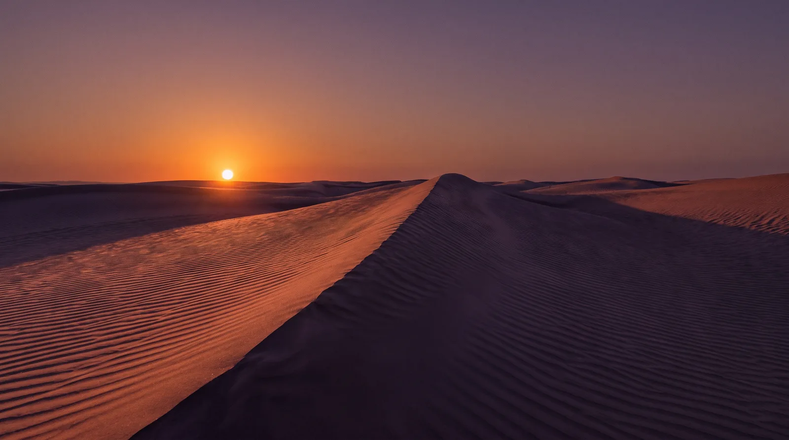 Desert Dunes Mac desktop